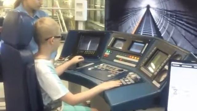 Я на Тренажёре поезда "Ока" 81-760/761 смотреть онлайн