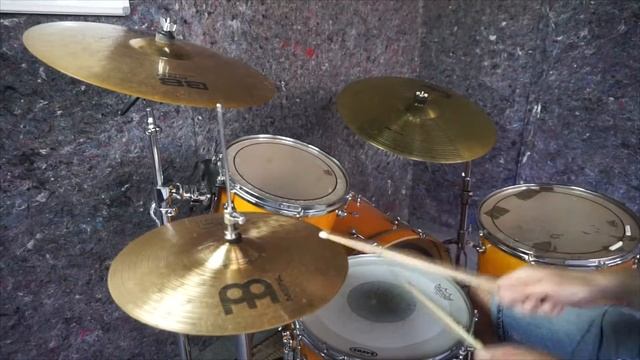 Играем в хэт шестнадцатыми нотами