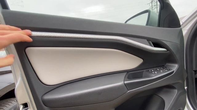 Lada Vesta СЕДАН Cross Luxe Prestige на вариаторе уехала в Северную Осетию! смотреть онлайн