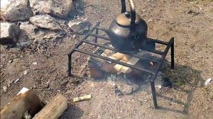 Подставка на костер для приготовления пищи