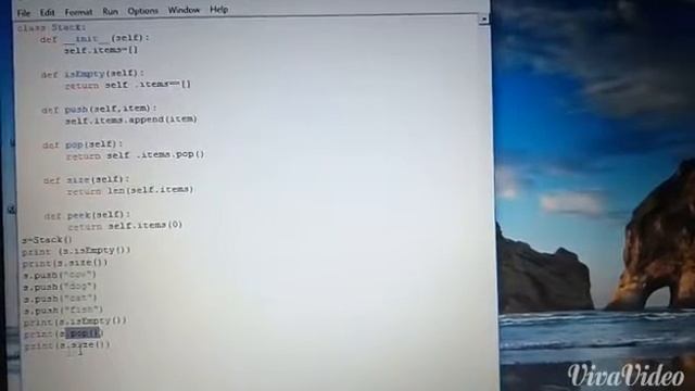 Python program of class stack... смотреть онлайн