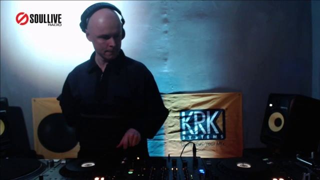 Ground Floor Radioshow Level 4 - SPECTROYD (soullivefm.com) смотреть онлайн