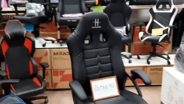 Обзор лучшего геймерского кресла в бюджете до 10 тыс. (HHGears SM115)