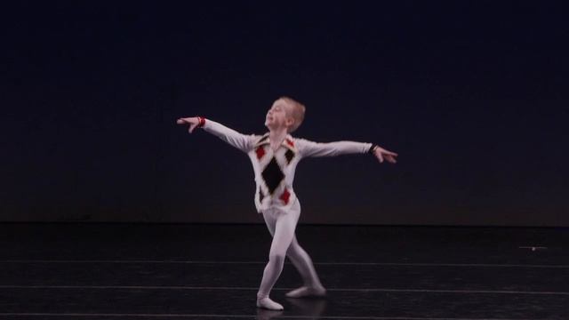 Carson Willey YAGP NY Finals 2019 "Harlequinade" смотреть онлайн