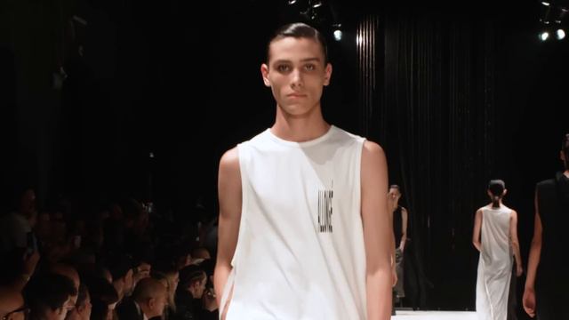 MM6 Maison Margiela Spring-Summer 2024 смотреть онлайн