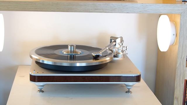 Clearaudio Ovation, Universal Tonearm,Talismann, Primare Phono, Linn, Dynaudio S3.4