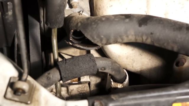 почему рвет патрубки смотреть онлайн