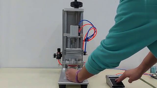 Укупорщик полуавтоматический DDX-450D смотреть онлайн