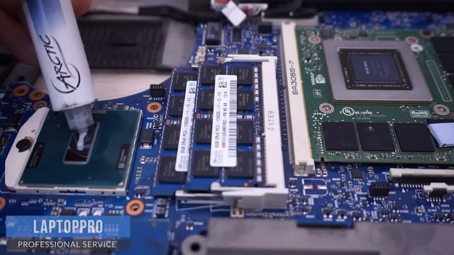 Vệ sinh HP Elitebook 8770W / HP Elitebook 8770W Disassembly смотреть онлайн