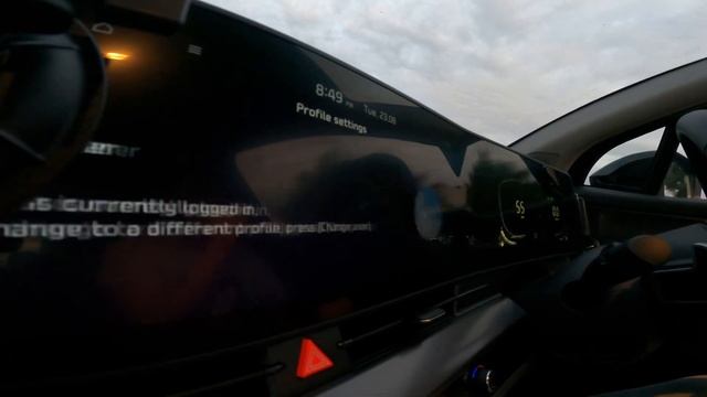 Kia Sportage PHEV | Review смотреть онлайн