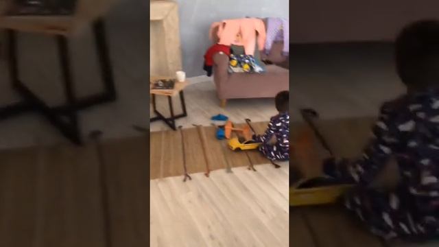 Дети интерьер модель+манекен смотреть онлайн