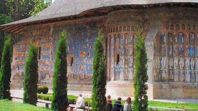 Divna Ljubojevic : Axion Estin /  Kyrie Eleison