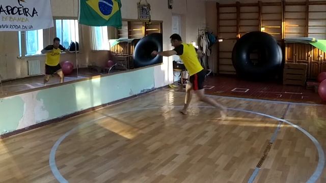 Capoeira de Gavião - GCFV. Continuamos a treinar. Продолжаем тренироваться смотреть онлайн