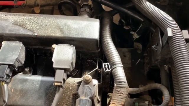 How To Change Spark Plugs On 2007 Ford Fusion 2.3L смотреть онлайн