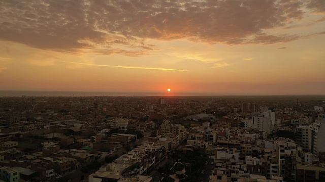 The Sunset of Trujillo, Peru смотреть онлайн