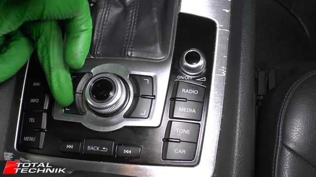 Audi Q7 How to Reset Oil Change Interval (Service) Indicator - TOTAL TECHNIK смотреть онлайн