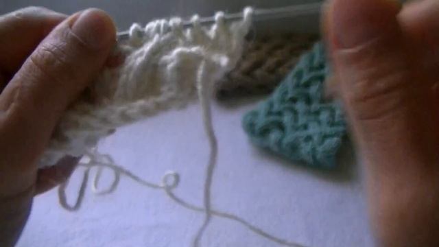 Вязание повязки на голову узором из кос. смотреть онлайн