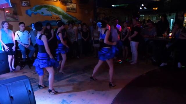 SUNDAY SALSA CUBA LIBRE SINGAPORE DJ BOI KAY (SG) смотреть онлайн