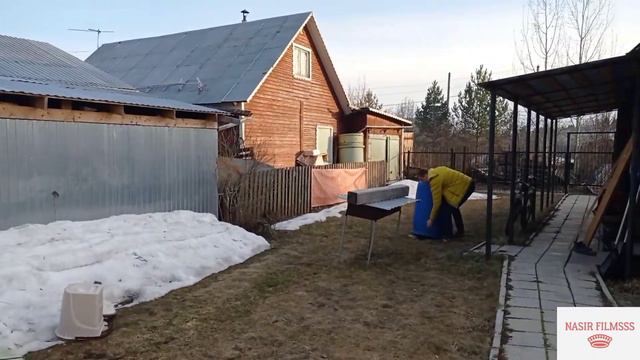 My Russian Banya Experience In Perm Russia With Andrei, Yung, Nakiti , Nikolai & His Girlfriend смотреть онлайн