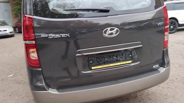 Хендай Гранд старекс Урбан Эксклюзив новый 20 год цвет хамелеон Тайга Браун передача автомобиля смотреть онлайн