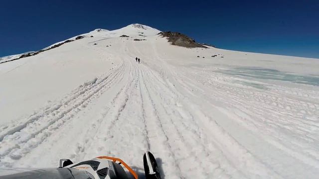 Лето - лучшее время для катания на лыжах! )) смотреть онлайн