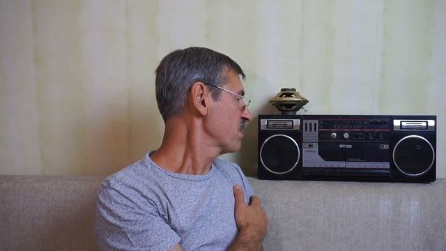 Немудреные трофеи оскудевшей барахолки: Panasonic NV-G7, Sharp GF-5757H, Sony WM-20 смотреть онлайн