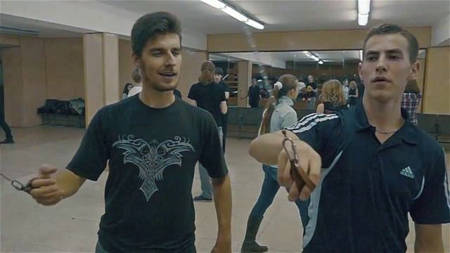 Учиться крутить пои - это просто! www.prostopoi.ru смотреть онлайн