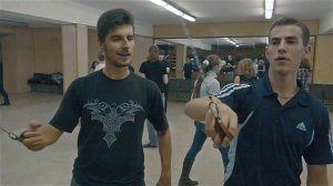 Учиться крутить пои - это просто! www.prostopoi.ru