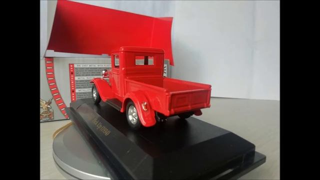 Unboxing scale model 1:43 Ford Pick Up 1934 by Yat Ming Road Signature Diecast Model Cars смотреть онлайн