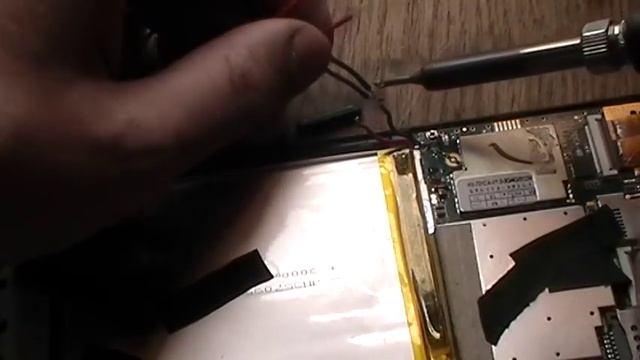 Планшет не включается! Может дело в USB разъеме ... смотреть онлайн