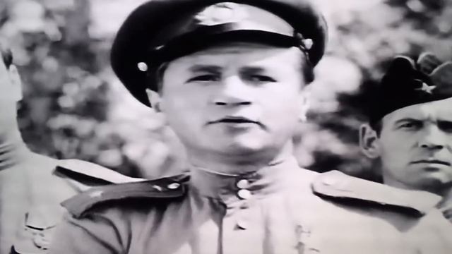 противник не хочет уступать небо смотреть онлайн