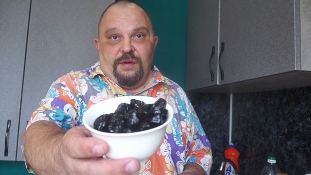 Борщ из рульки с черносливом. Научи жену . смотреть онлайн