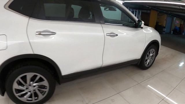 Nissan X-Trail III 2.0 CVT (144 л.с.) 2016 смотреть онлайн
