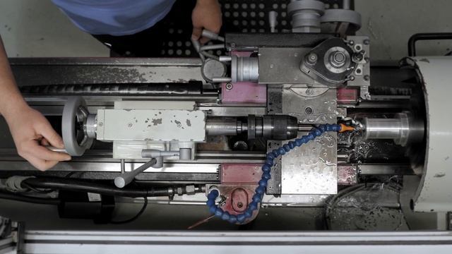 Liebherr - Обучение по професия Машинен техник в Либхер-Хаусгерете Марица ЕООД смотреть онлайн