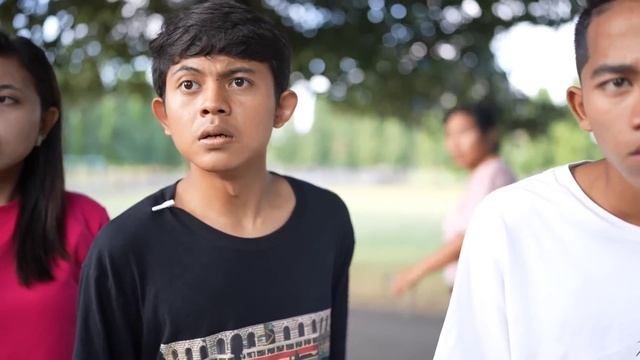 DRAMA | AWALNYA SAPUTRA DIHINA KARNA MISKIN TERNYATA PUNYA MOTOR GEDE?? | Mikael TubeHD смотреть онлайн