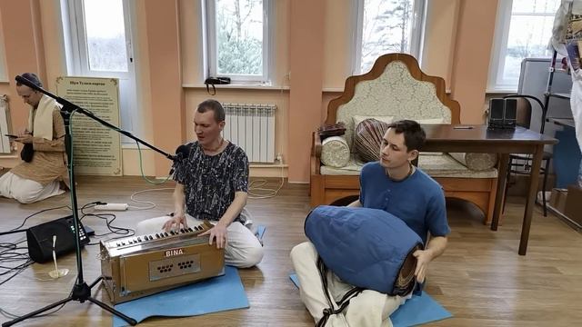Киртан Мукунда Мурари Прабху воскресеная программа смотреть онлайн
