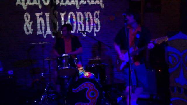 King Jartur & His Lords - Tikini Girl (Rocktopus Tea Party Records Festival, 02jul16, Toledo) смотреть онлайн