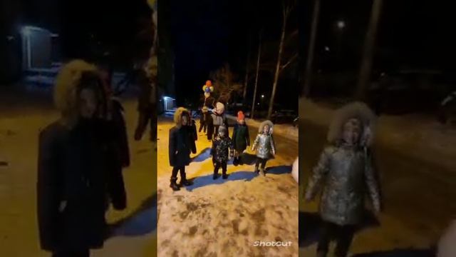 💥💥💥Зима, вечер, а Аркаша бежит поздравлять Серёжу с Днём рождения!🎂🎁👍💝💞❤️💥💥💥 смотреть онлайн