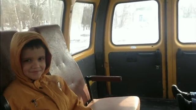 Поздравляем со Светлой пасхой!!! Ездили в церковь. смотреть онлайн