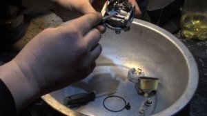 Устройство карбюратора бензогенератора