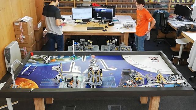 FLL Into Orbit 400 Points | FSINGENIUM Team смотреть онлайн