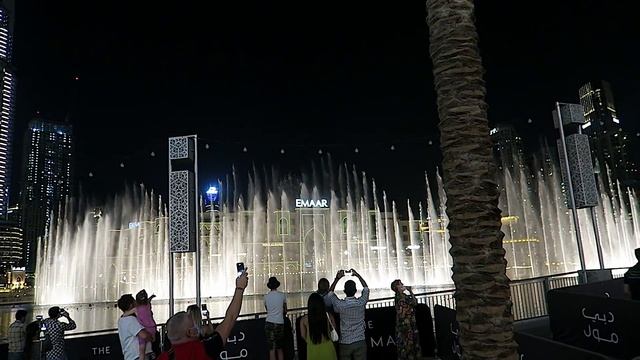 Дубай: пляжи, шопинг в Dubai Mall, самое высокое здание в мире Burj Khalifa