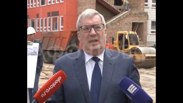 Толоконский переобулся на ходу смотреть онлайн