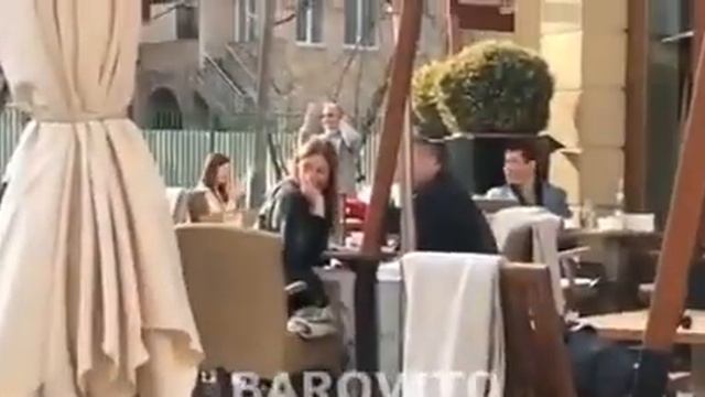 Пранк Мусорщик на Ferrari смотреть онлайн