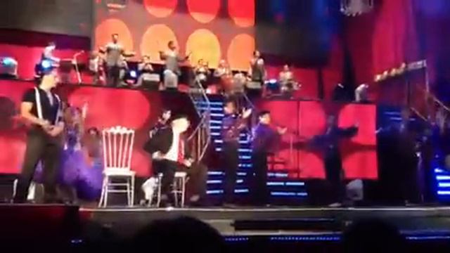 Niurka Marcos Le Canta A Andres García En Perfume De Gardenia.