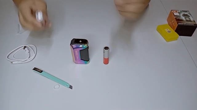 Aegis Legend Version 2 Unboxing And Comparison to Legend 1 - Aegis Legend 2 (200watts) смотреть онлайн