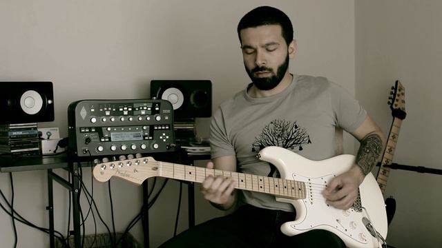 That Awful Sound of Fender Stratocaster... смотреть онлайн