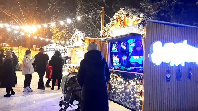 Пятигорск готовится к новому 2021году. Небольшая прогулка. смотреть онлайн