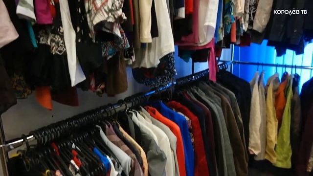 Вторая жизнь вещей. Куда сдать ненужную одежду? смотреть онлайн