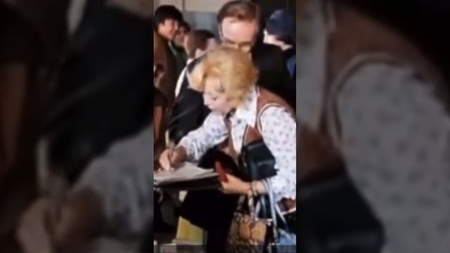 Соберите на подарок начальнице !) и приходите к нам! смотреть онлайн